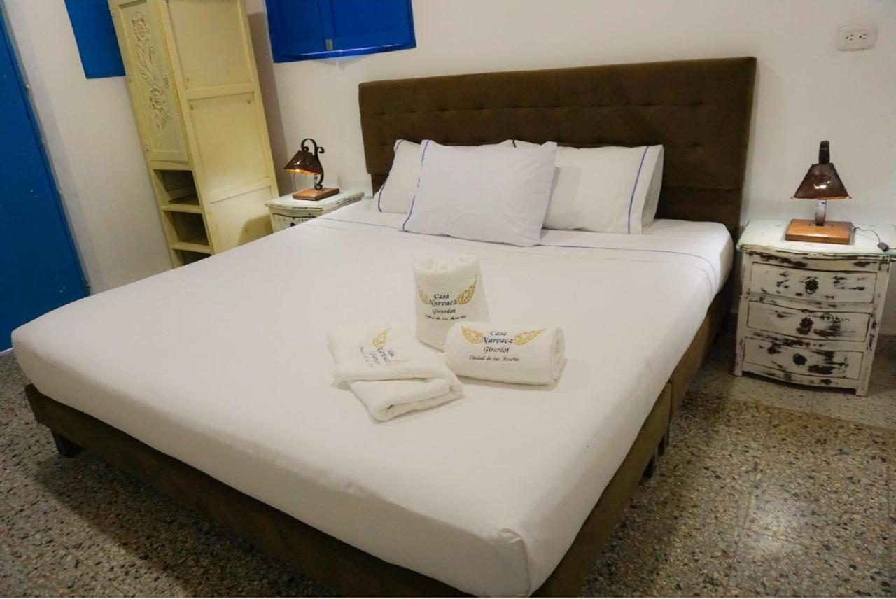 Hotel Casa Narvaez Girardot Eksteriør billede